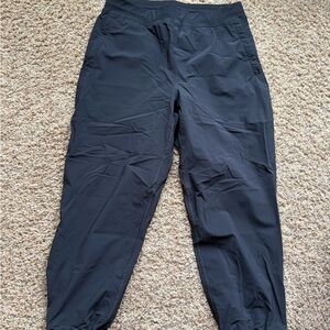 Lululemon Dance Studio Black Jogger Pants size 8